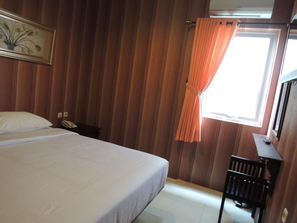 Twins Hotel Jacarta Exterior foto