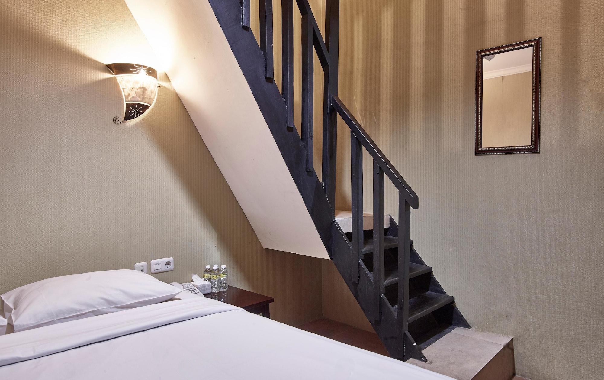 Twins Hotel Jacarta Exterior foto